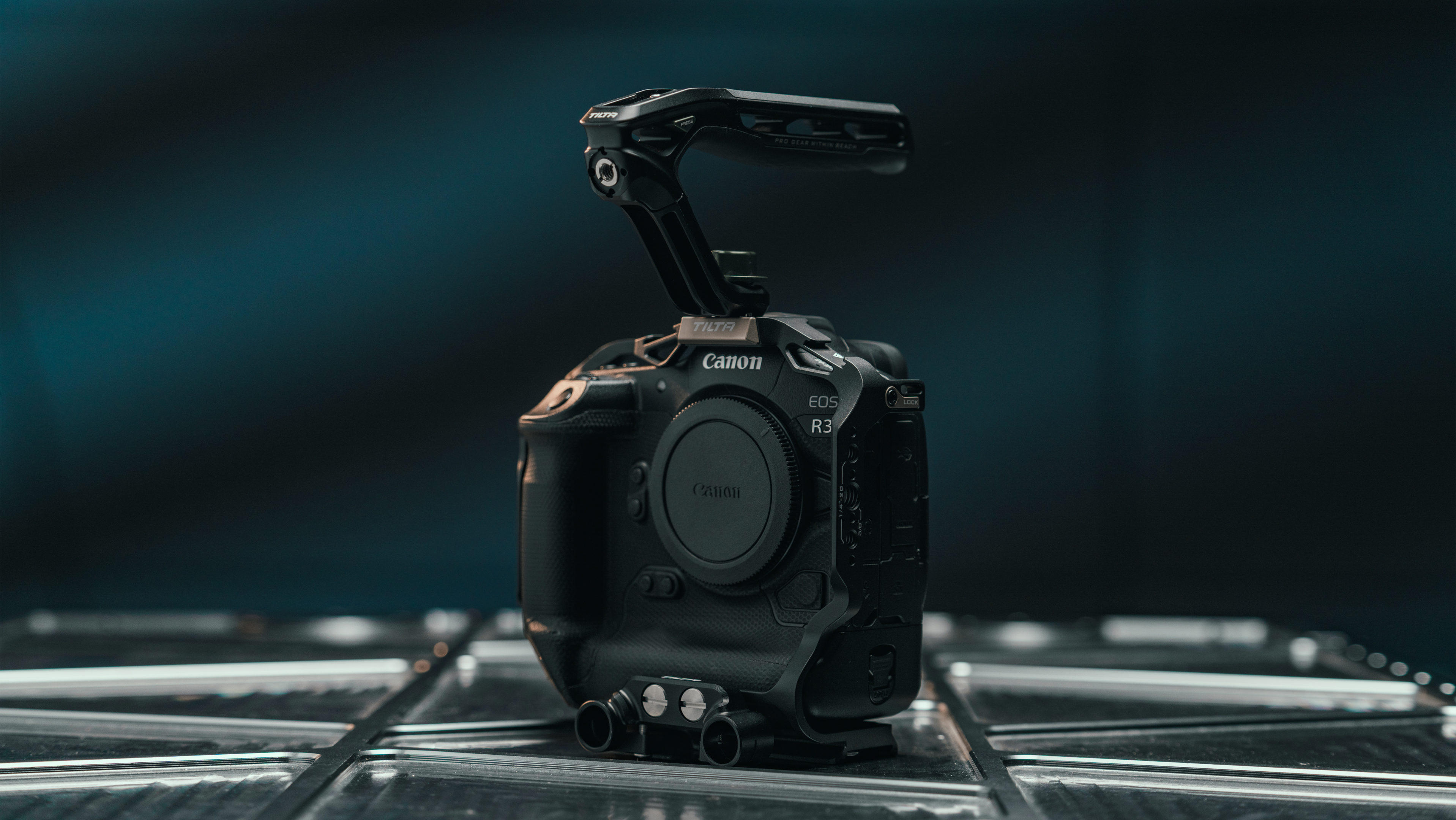 Camera Cage for Canon R3 Basic Kit - Black | Tilta