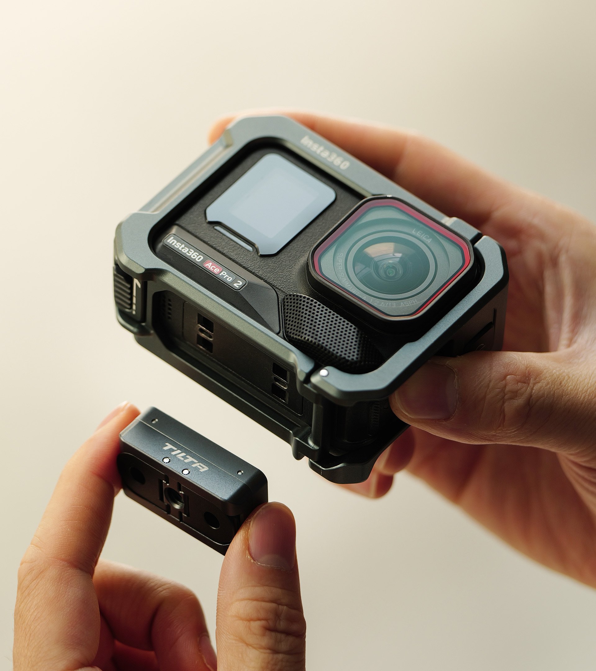 Quick Release Mounting Baseplate for Insta360 Ace Pro Series and X Series — Space Grey