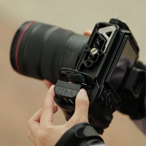 Camera Cage for Canon R6 Mark III Lightweight Kit – Black Camera Cage for Canon R6 Mark III Lightweight Kit – Black