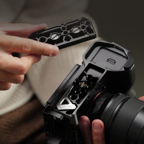 Camera Cage for Sony Alpha 7 V Power Kit – Black